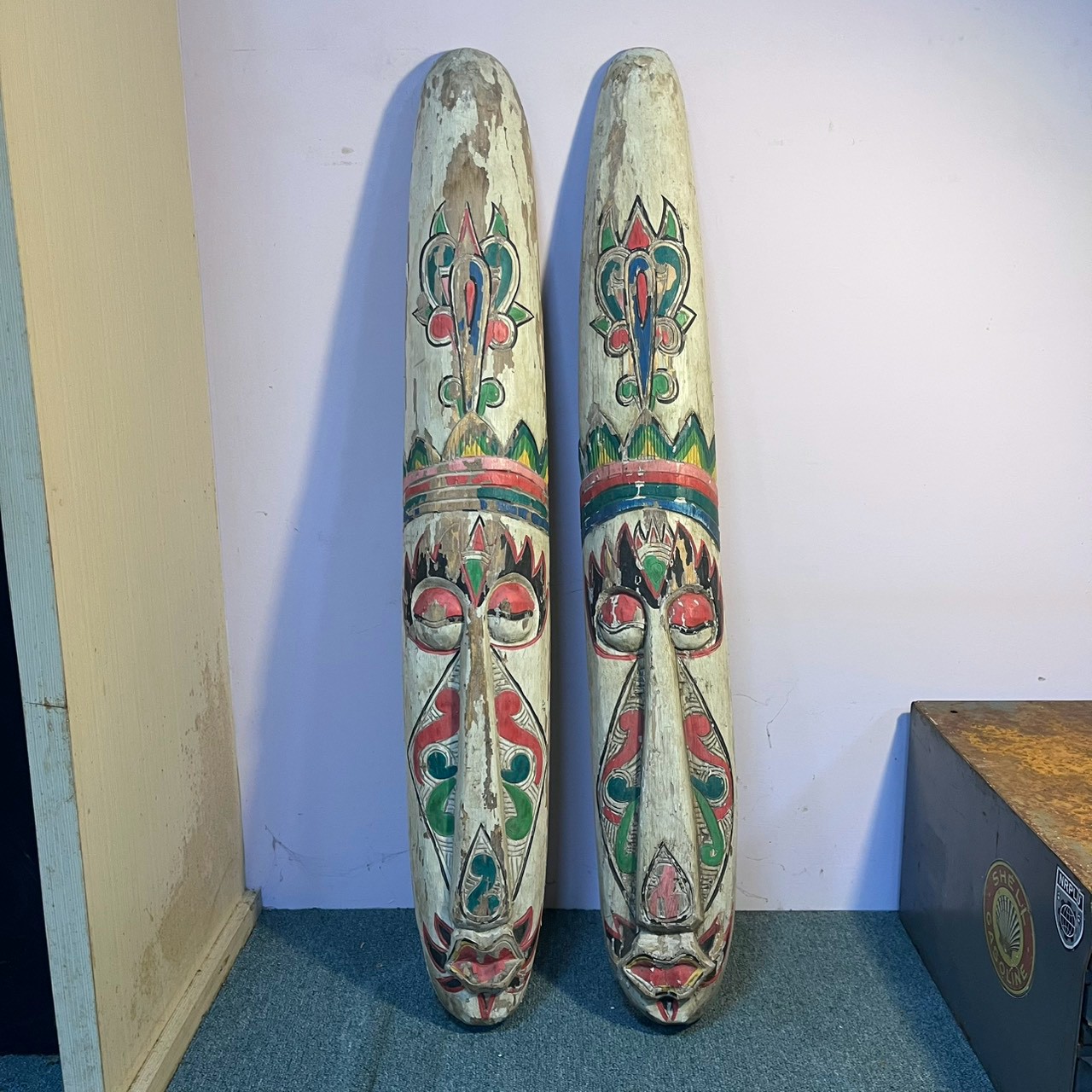 Antique Indonesian wall masks 印尼古董人臉壁飾